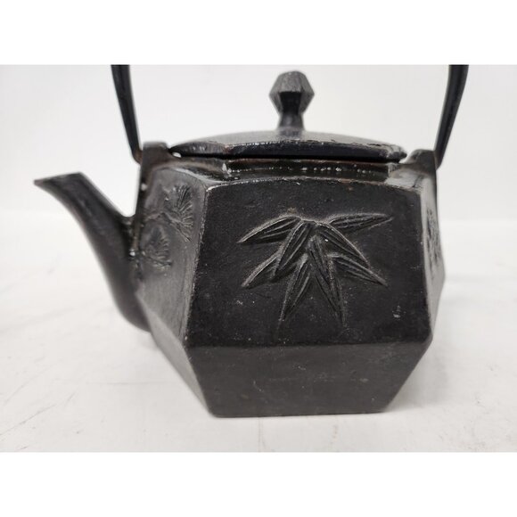 Vintage Japanese Asian Black Cast Iron Etched Hexagon Teapot Tea Kettle Lidded - Picture 2 of 10